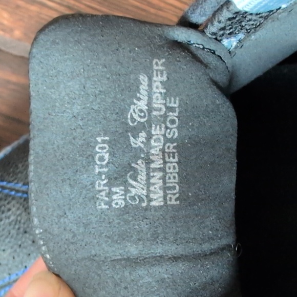 Donald Pliner Black Leather Blue Stitching Casual Sneakers - Men's 9 - Picture 7 of 9